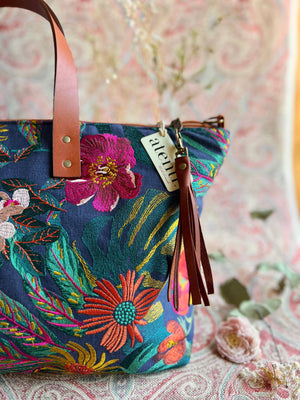 Atenti Tote Bags Atenti - Flora Buddy Carryall Tote Bag joeriaknits