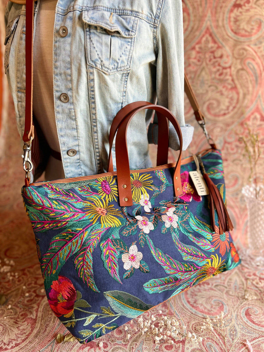 Atenti Tote Bags Atenti - Flora Buddy Carryall Tote Bag joeriaknits