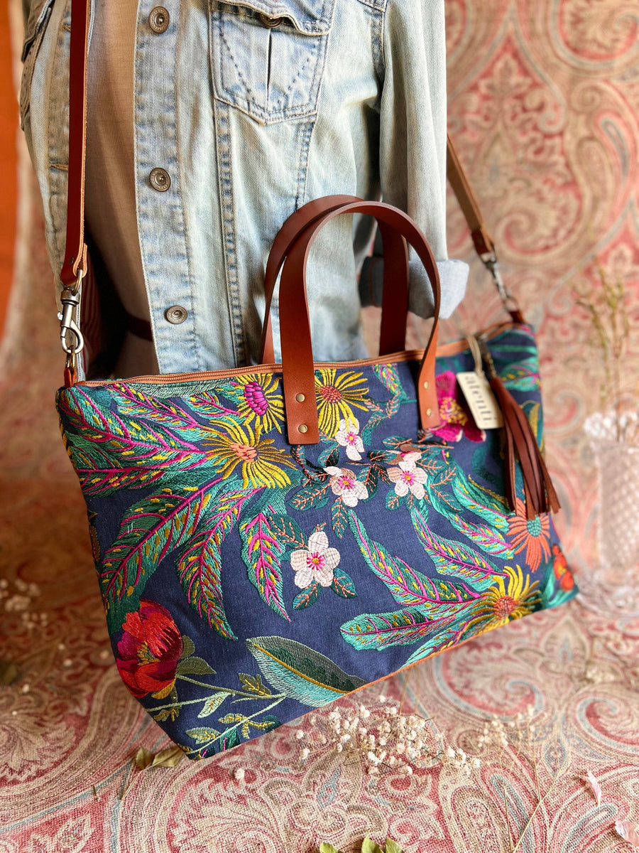 Atenti Tote Bags Atenti - Flora Buddy Carryall Tote Bag joeriaknits