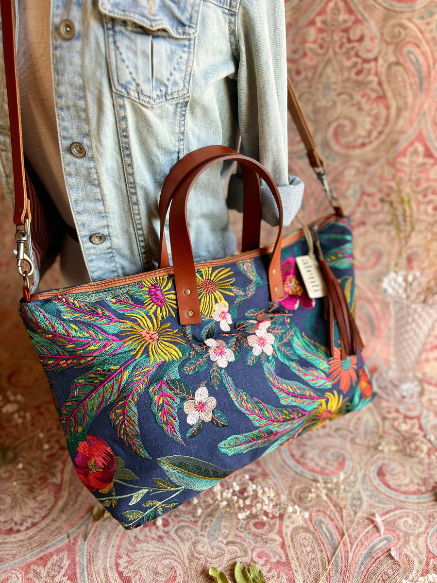 Atenti Tote Bags Atenti - Flora Buddy Carryall Tote Bag joeriaknits