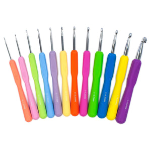 Boye Ergo Crochet Hooks Boye 12 Piece Ergonomic Aluminum Crochet Hook Set joeriaknits