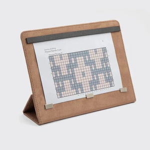 Clay Chart Keepers Chart Holder
