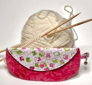 Joeriaknits Travel Pouches Green & Pink Squares Top Clutch Storage: Handcrafted joeriaknits