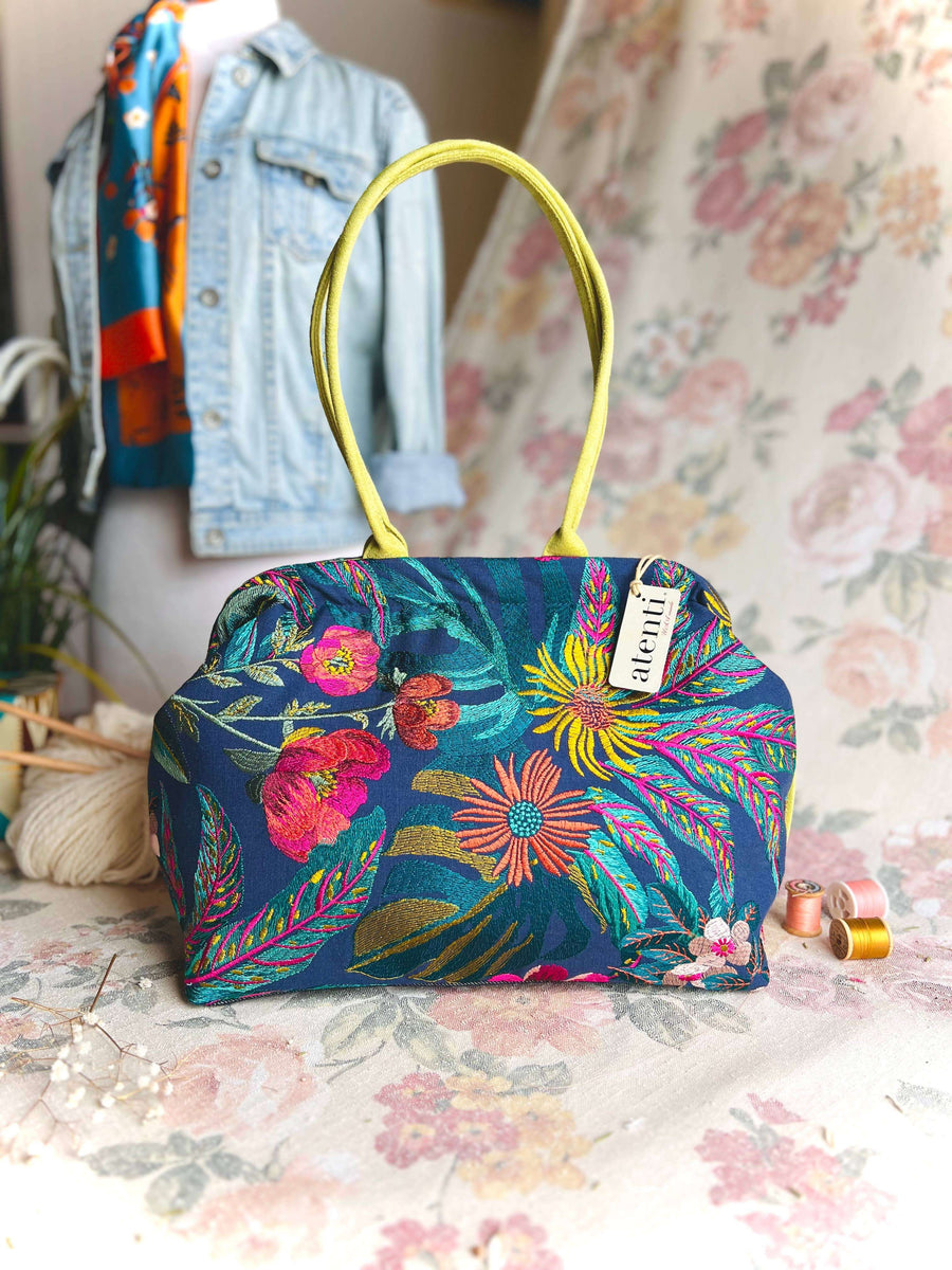 Atenti Flora Molly: Modern Tapestry Bag