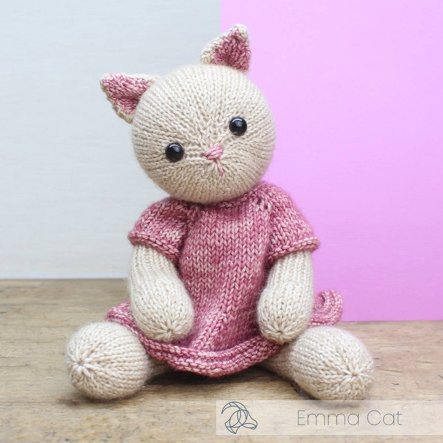 Hardicraft USA DIY Knit Kit Hardicraft - DIY Knitting Kit - Emma Cat joeriaknits