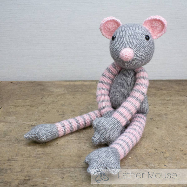 Hardicraft USA DIY Knit Kit Hardicraft - DIY Knitting Kit - Esther Mouse joeriaknits