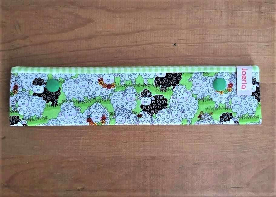 Joeriaknits Knitting Needle Storage 8" DPN / Sheep on Green Knitting Needle Cozy: Handcrafted joeriaknits