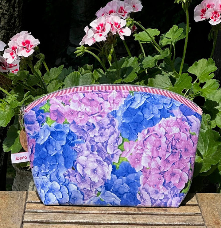 Joeriaknits Storage Pouches Hydrangea Large Zipper Storage Pouch: Handcrafted joeriaknits