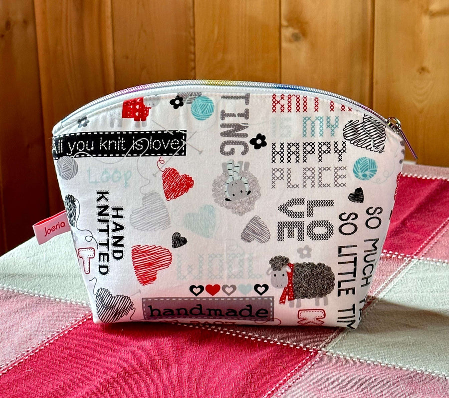 Joeriaknits Storage Pouches Medium Zipper Storage Pouch: Handcrafted joeriaknits
