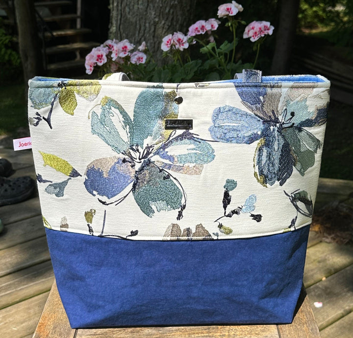 JOERIA KNITS Tote Bags Tote Bag: Handcrafted - Extra Large - Bloom joeriaknits