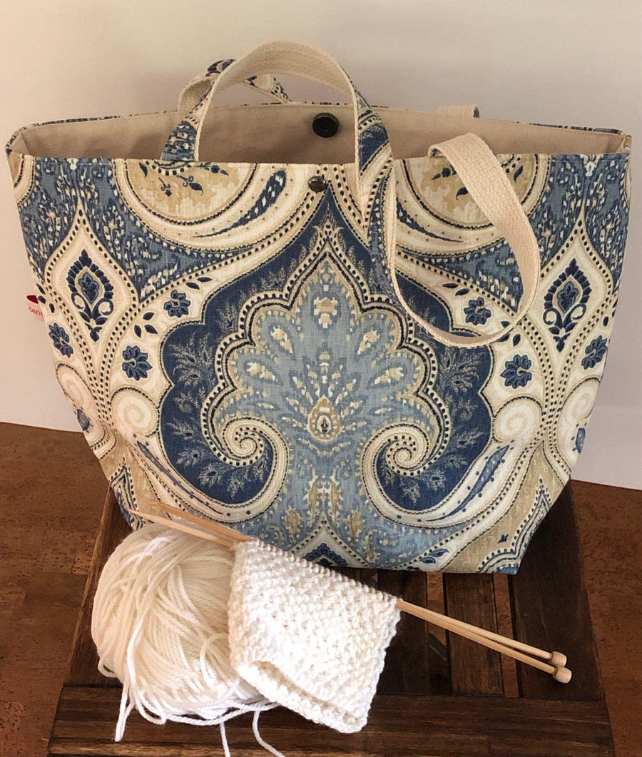 JOERIA KNITS Project Bags Tote Bag - Extra Large - Blue Beige Damask joeriaknits