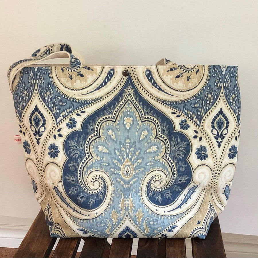 JOERIA KNITS Project Bags Tote Bag - Extra Large - Blue Beige Damask joeriaknits